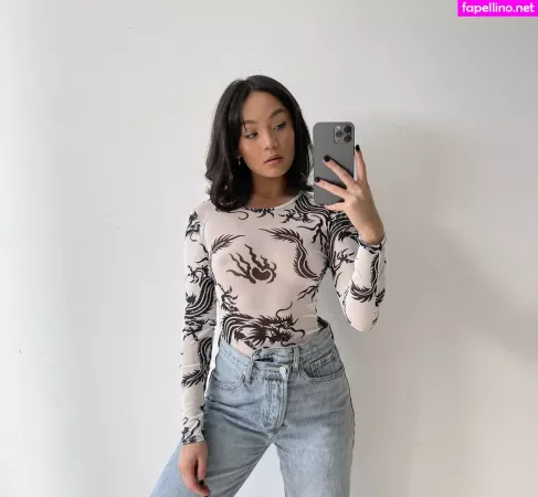 Summer Rachel Warren OnlyFans Thumbnail #Meg67XdM7Y