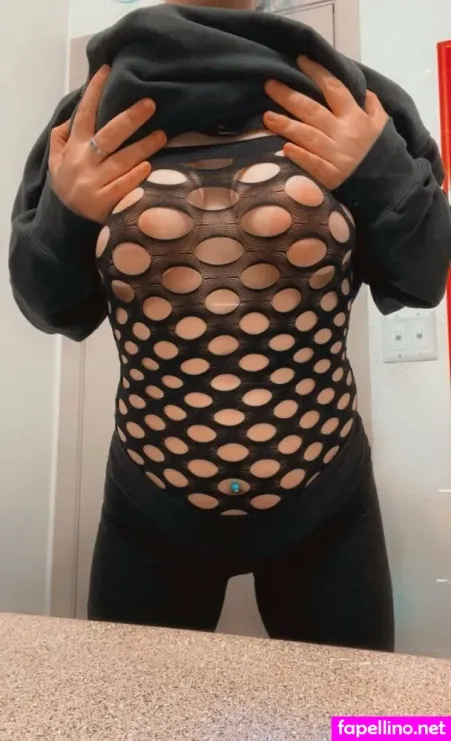 Summerbaby420free OnlyFans Thumbnail #RREg4wzxRy