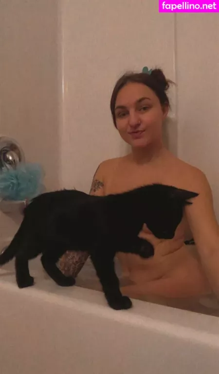 Summersue22 OnlyFans Thumbnail #Cl20LJbbn4