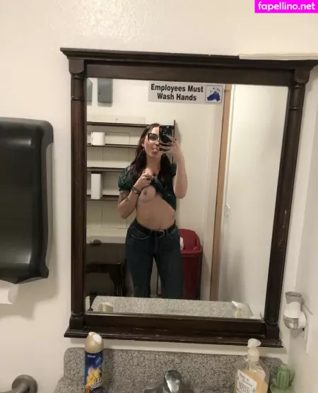 Summersue22 OnlyFans Thumbnail #MS8sNZ1zMp