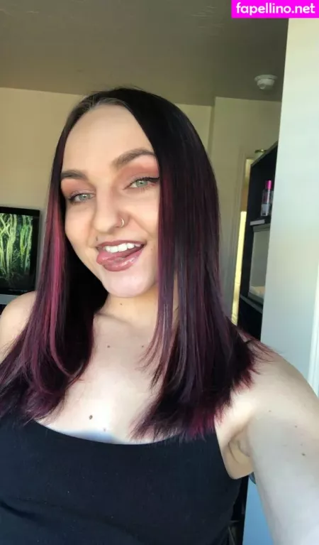 Summersue22 OnlyFans Thumbnail #tR4Ry8EKqn