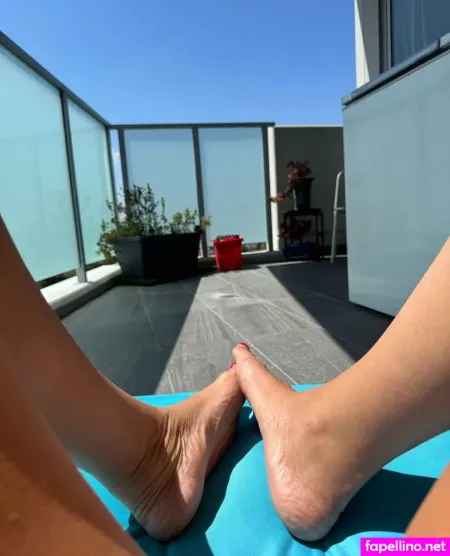 Sun Heart28 OnlyFans Thumbnail #AMhDLQ7Hif
