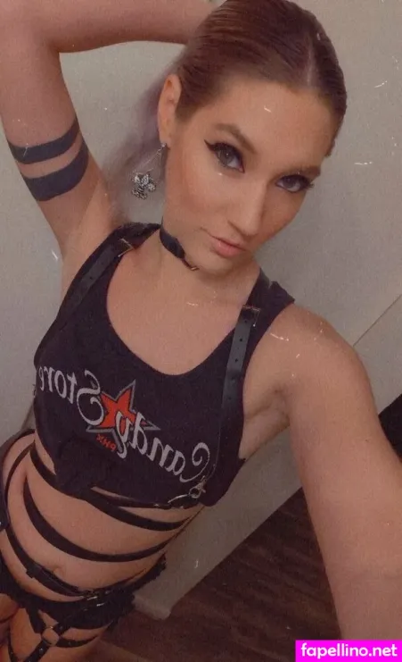 Sun4daez OnlyFans Thumbnail #TCWhiRoBV1