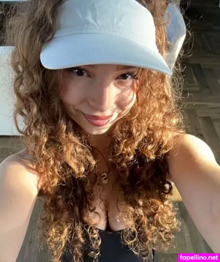 Sunday Kalogeras OnlyFans Thumbnail #5ds9iriDkk