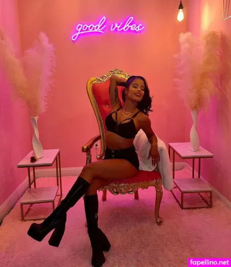 Sunflower Bb OnlyFans Thumbnail #vP1IrsHcNJ