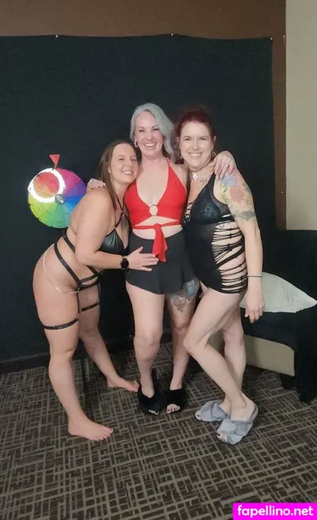 Sunflowerdivafree OnlyFans Thumbnail #fK1Q1C7uJT