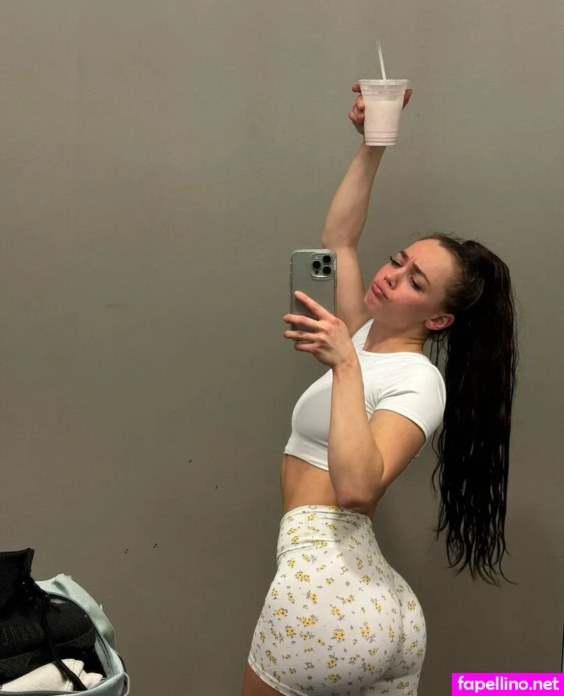 sunflowerraver Nude Leaked OnlyFans Photo #2PxUccPYkQ