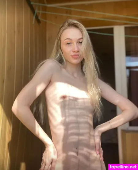 Sunhelengirl OnlyFans Thumbnail #0UyShYXreN