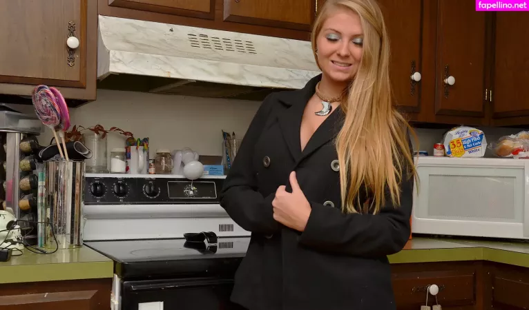 Sunkitty OnlyFans Thumbnail #4WNqM3L7ao