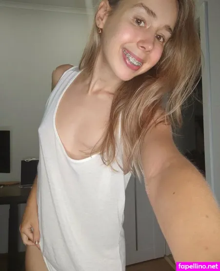 Sunlight Free OnlyFans Thumbnail #0kBcXG7vU6