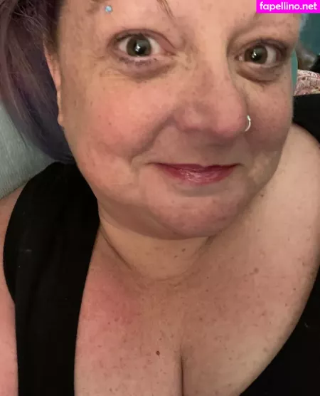 Sunlovingchick OnlyFans Thumbnail #6xRhfmQK7b