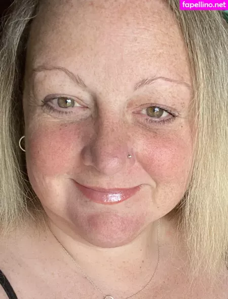 Sunlovingchick OnlyFans Thumbnail #GjNHZqkehH