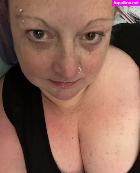 Sunlovingchick OnlyFans Thumbnail #Iza4emwNsE