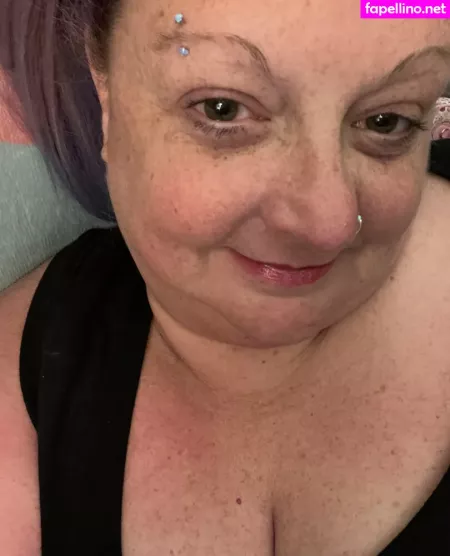 Sunlovingchick OnlyFans Thumbnail #tjm3LjNcKy