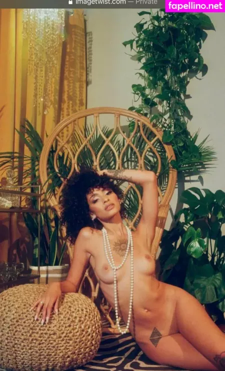 Sunnibytch OnlyFans Thumbnail #VVKqAbSdHJ