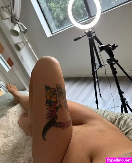 Sunnie Snow OnlyFans Thumbnail #9J8buA20jv