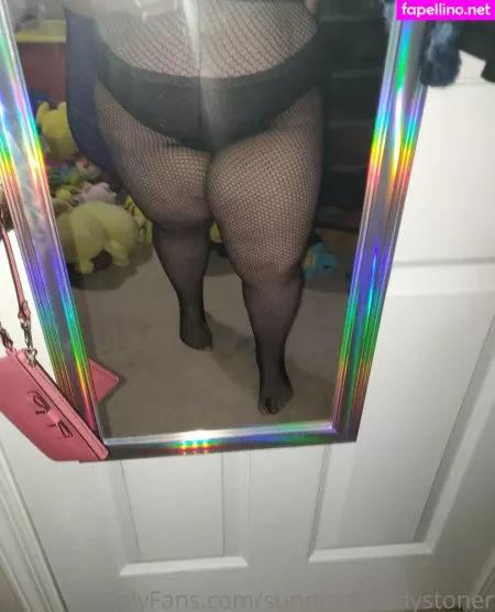 Sunnisoftbodystoner OnlyFans Thumbnail #fxCxUptdtf