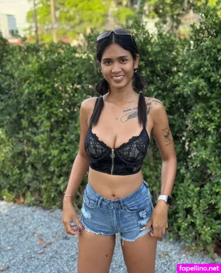 Sunny Bee OnlyFans Thumbnail #rRWlYvUj9z