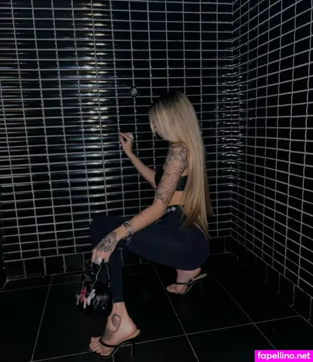 Sunny Christina OnlyFans Thumbnail #FquRN7fb0r