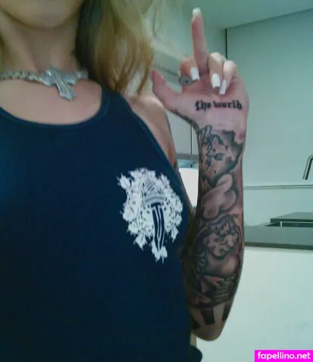 Sunny Christina OnlyFans Thumbnail #P0EakOlQWz