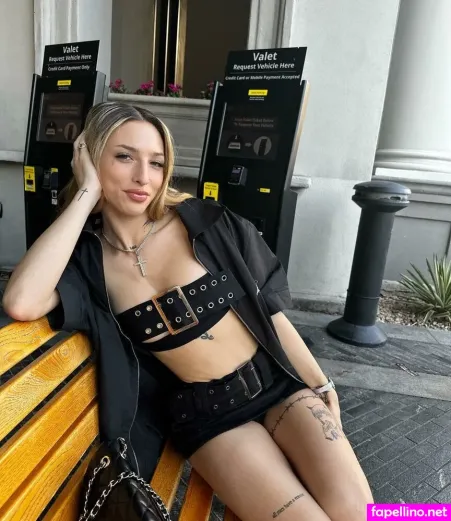 Sunny Christina OnlyFans Thumbnail #v5DKTUUygu