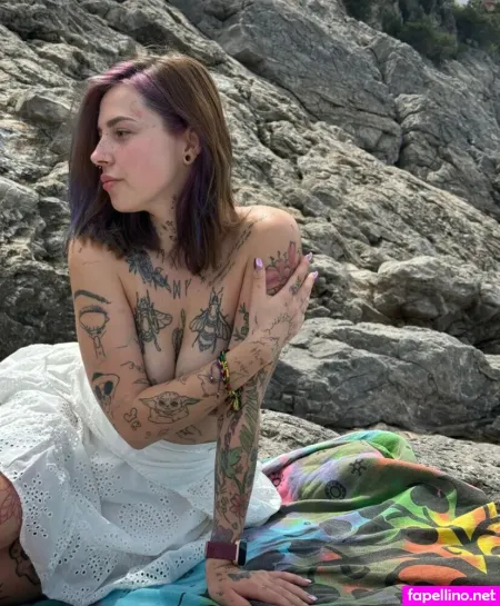 Sunny Daffodil OnlyFans Thumbnail #kFdrghBFC2