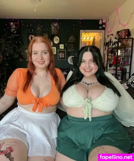 Sunny Elaine OnlyFans Thumbnail #1njMhYO9Aq