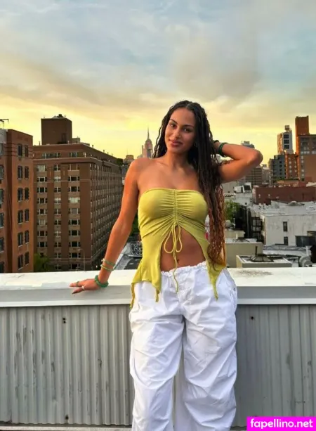 Sunny Geiger OnlyFans Thumbnail #WXwKSd7JEy