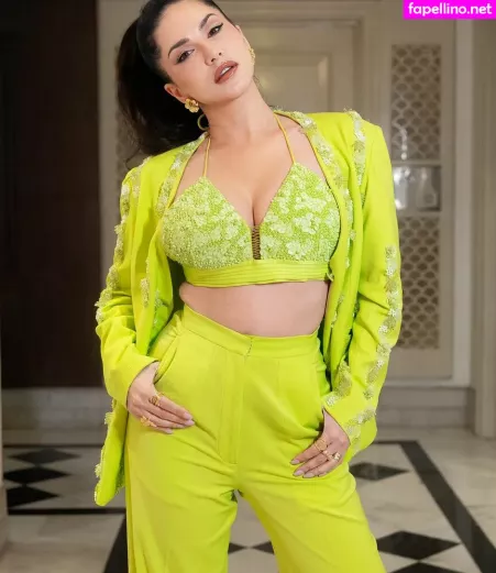 Sunny Leone 1 OnlyFans Thumbnail #Nxigkg2KVm