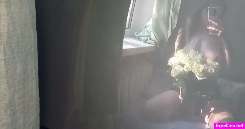 Sunny Whale OnlyFans Thumbnail #sZ7PzMbknc