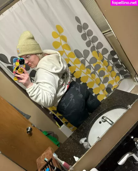 Sunny84 OnlyFans Thumbnail #BtkyFvkcAh