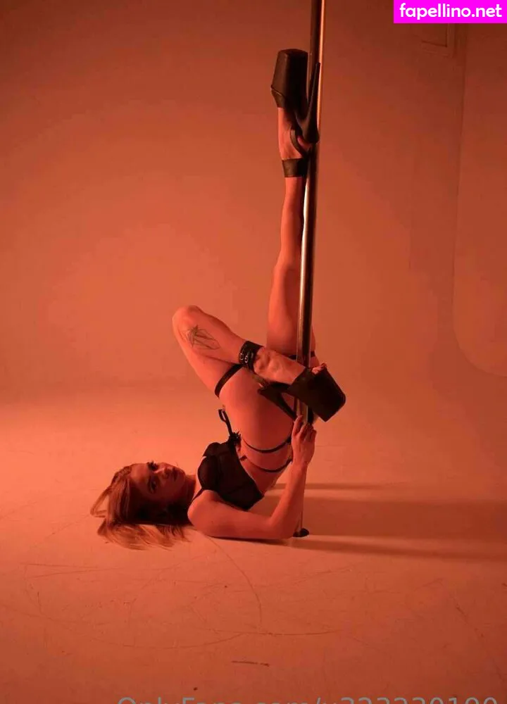 amyymarie118, sunnybanny1, sunnybunny1 Nude Leaked OnlyFans Photo #8zHx9LCYxJ