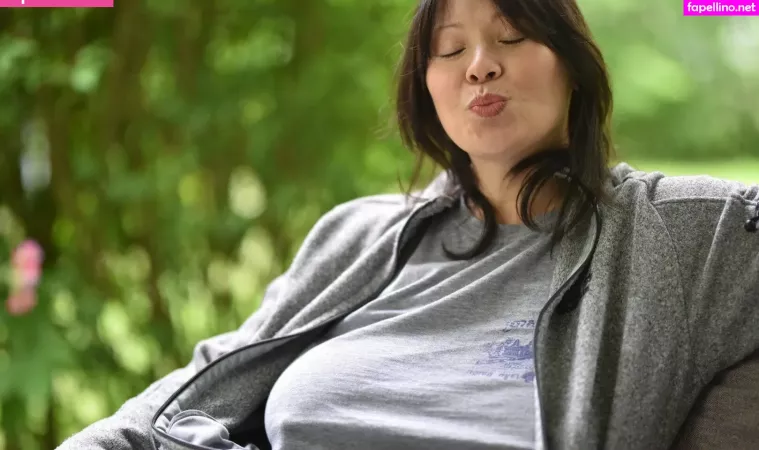 Sunnychocolat OnlyFans Thumbnail #4BY9yFnE28