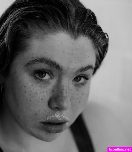 Sunnyfoxy OnlyFans Thumbnail #DVP9pkVF8f