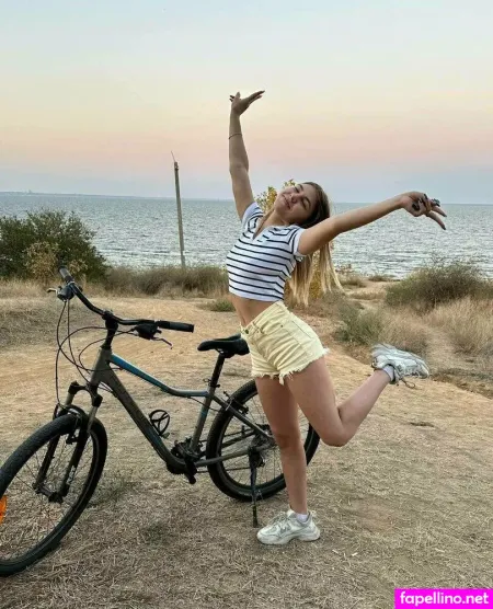 Sunnyjenny OnlyFans Thumbnail #2ary7x3FbV