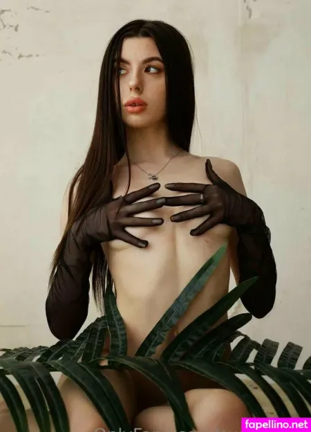 Sunnyjully OnlyFans Thumbnail #xqaY2TesQT