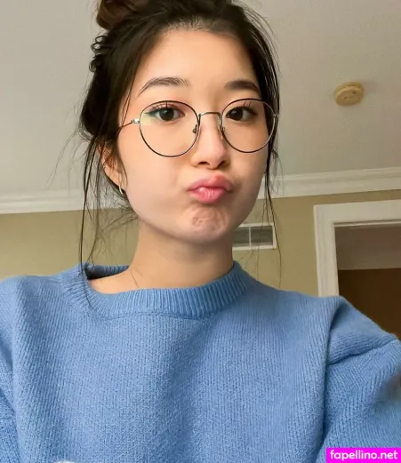 Sunnyliachoi OnlyFans Thumbnail #mzkP6hUtZ2