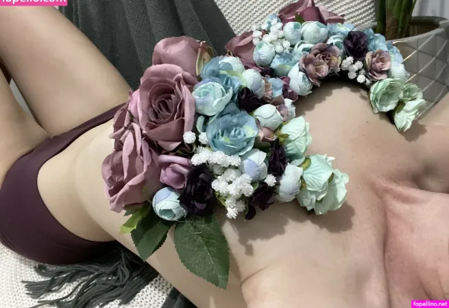 Sunnymilkbar OnlyFans Thumbnail #0OqLYfcUEZ