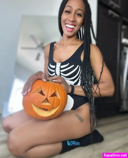 Sunnysfavorites OnlyFans Thumbnail #QMgpwqASRw