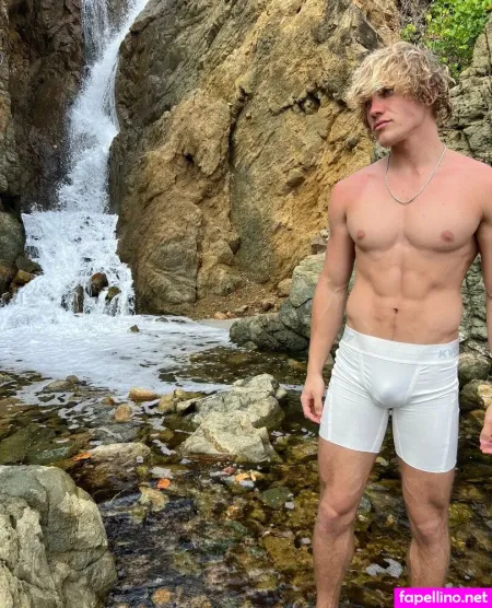 Sunshinesmile99 OnlyFans Thumbnail #2Yq63PvafF