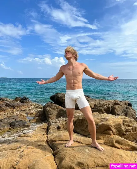 Sunshinesmile99 OnlyFans Thumbnail #NJt4r2K4WS