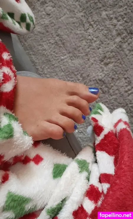 Superbeautifulfeet80 OnlyFans Thumbnail #q9ZNkKmumU