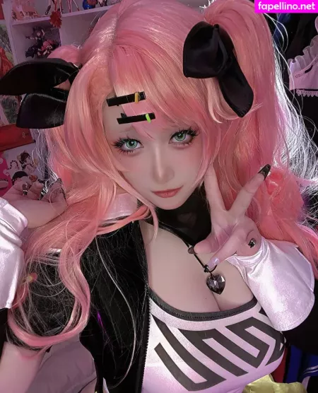 Superbitchbecky OnlyFans Thumbnail #0rrPqgfYJU