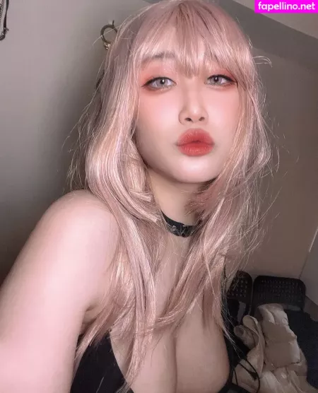 Superbitchbecky OnlyFans Thumbnail #WkytrSlxSm