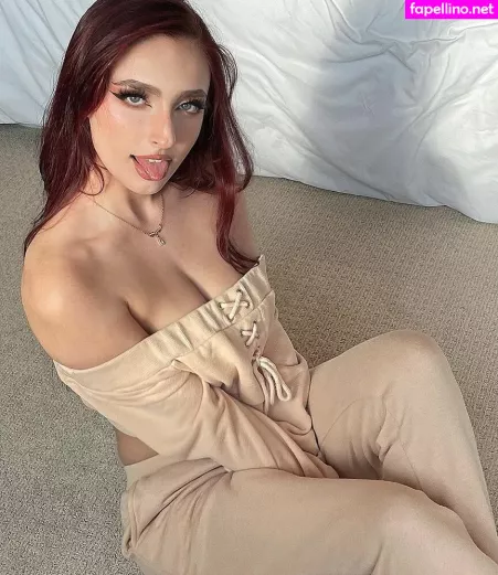 Superfanabela OnlyFans Thumbnail #PypmfJfej0