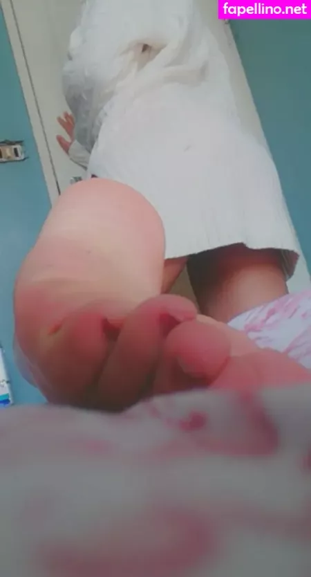 Superfeetboi OnlyFans Thumbnail #4o4OYQn3v3