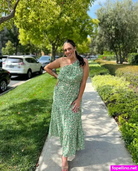 Superthicksavannahfree OnlyFans Thumbnail #KiVFbxXDoq