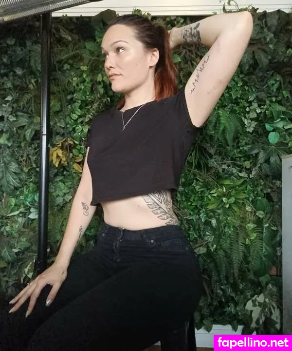 superwifey, tee-rouble Nude Leaked OnlyFans Photo #Px0xIUygXP