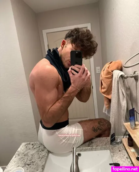 Supremealphfree OnlyFans Thumbnail #WaioQPN6qh