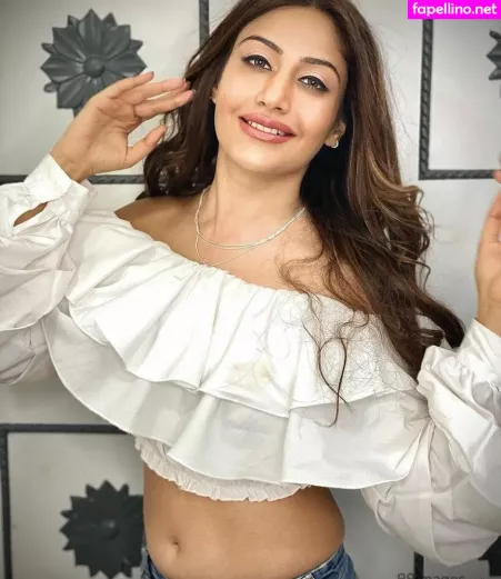 Surbhi Chandna OnlyFans Thumbnail #BdYQv7hha4